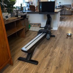 NordicTrack RW900 Rowing Machine – Excellent Condition