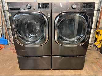 BEAUTIFUL 2024 LG THINQ WASHER AND ELECTRIC DRYER SET IN EXCELLENT CONDITIONS