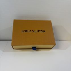 LV Chain Bracelet 