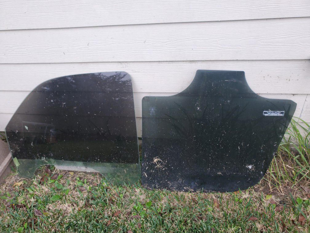 Chevy Tahoe Gmc Yukon driver side front and rear windows