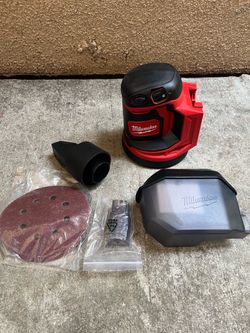 Milwaukee M18 Cordless 5 in. Random Orbit Sander (Tool-Only)