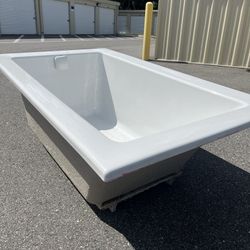 Tub American Standard