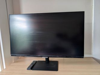 Samsung 27" M5 Smart Monitor & Streaming TV WITH REMOTE