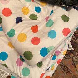 Twin Bed Spreads Set Of Pillow Cases 1 Set Of Curtains 