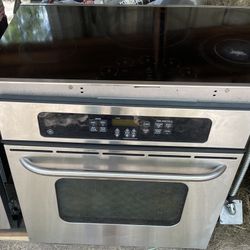 Cook Top And Oven