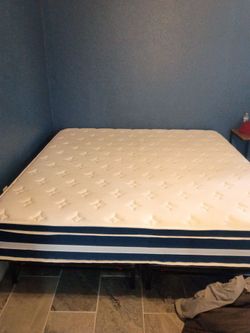 Kali King Mattress and Frame new