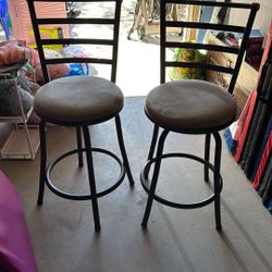 Bar Stools 