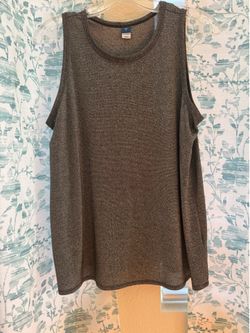 Women top
