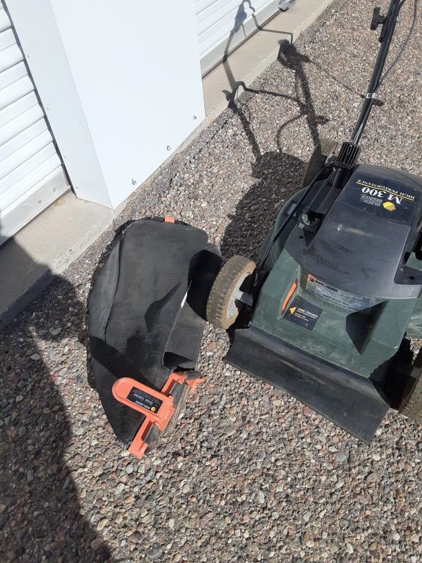 Electric Lawn Mower