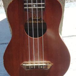 Leolani ukulele Hawaiian