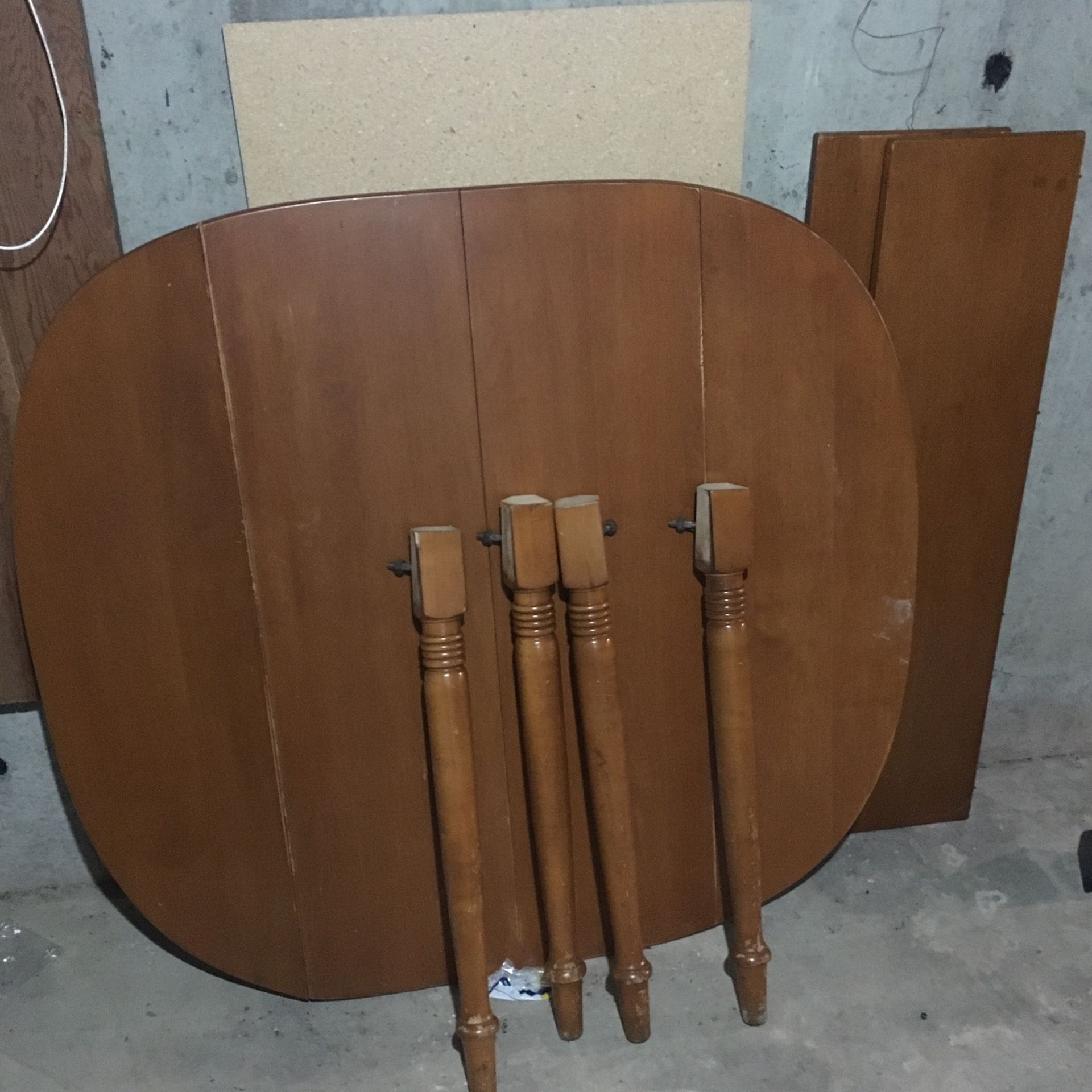 Breakfast Nook Or Kitchen Table It’s Free