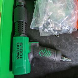Matco Air Hammer And Attachments. 160. 