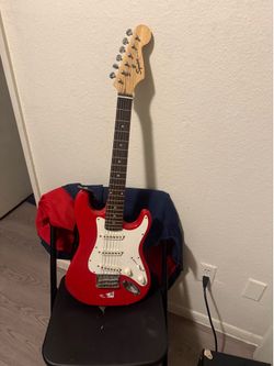 SQUIER MINI