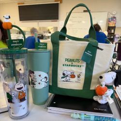 Peanuts Starbucks collection