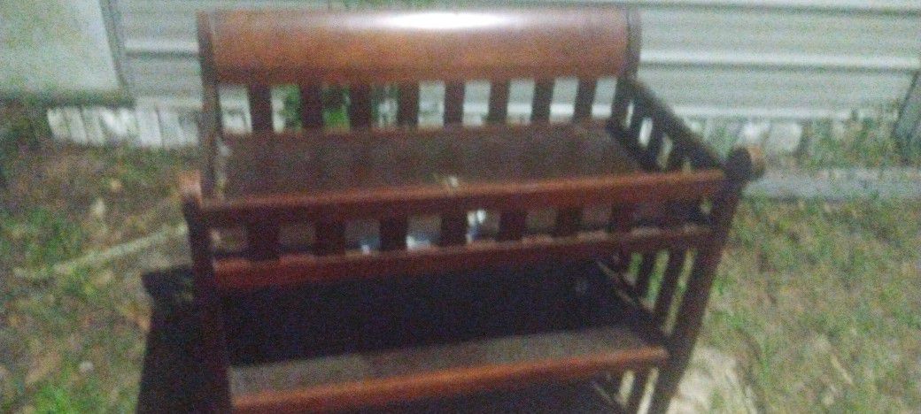 Jenny Lynn Changing Table And Matching Crib 