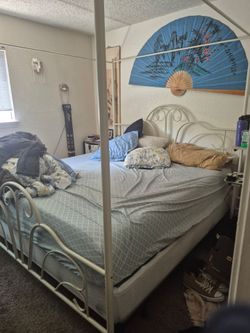 King Canopy Bed Set Free