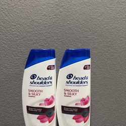 2 Head & Shoulders Shampooes