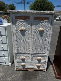 Cabinet storage