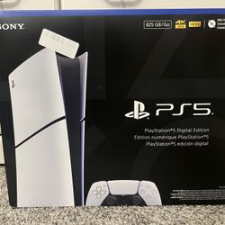 PS5 Slim 