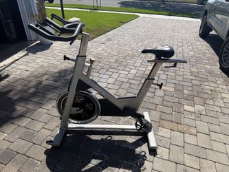 Spinner Aero exercise bike see description