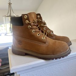Timberland Boots Sz 6