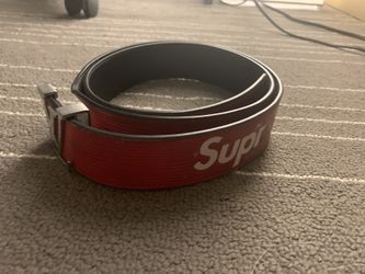 Lv*Supreme belt