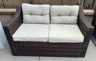 Wicker loveseat couch and chairs