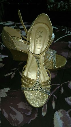 Gold heels wedges