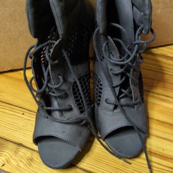 Heels Size 11