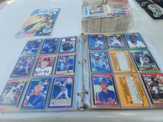 Mixture of old sports cards