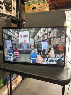 32” Vizio color TV