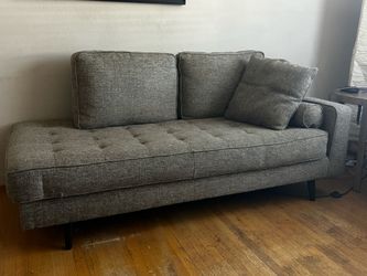 Chaise lounge