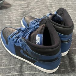 Air Jordan 1 Retro High OG ‘Dark Marina Blue’