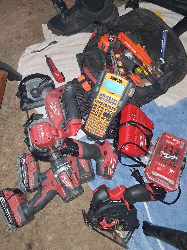 Milwaukee ⚡️Power 🔨Tools🔧 
