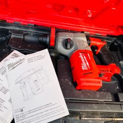 Milwaukee Hammer Drill 