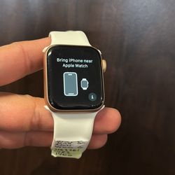 Apple Watch Series 4 Cellular! Like New! 