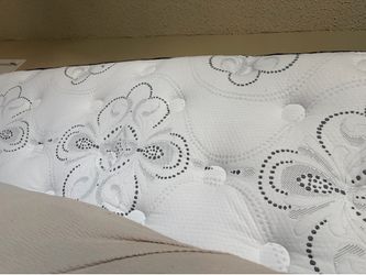 New queen mattress