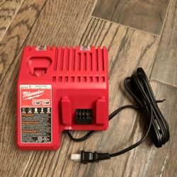 New M18/M12 Milwaukee Battery Charger 