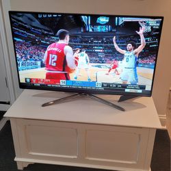 SAMSUNG LED,FLAT 40 INCHES TELEVISION . $125.00 OR BEST OFFER. LOCAL PICK UP ONLY. 