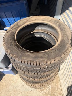 Goodyear Wrangler LT265/60R20 Tires - Set of 4