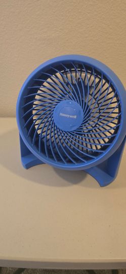 Honeywell TurboForce air circulator fan