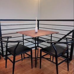 Table + Chairs