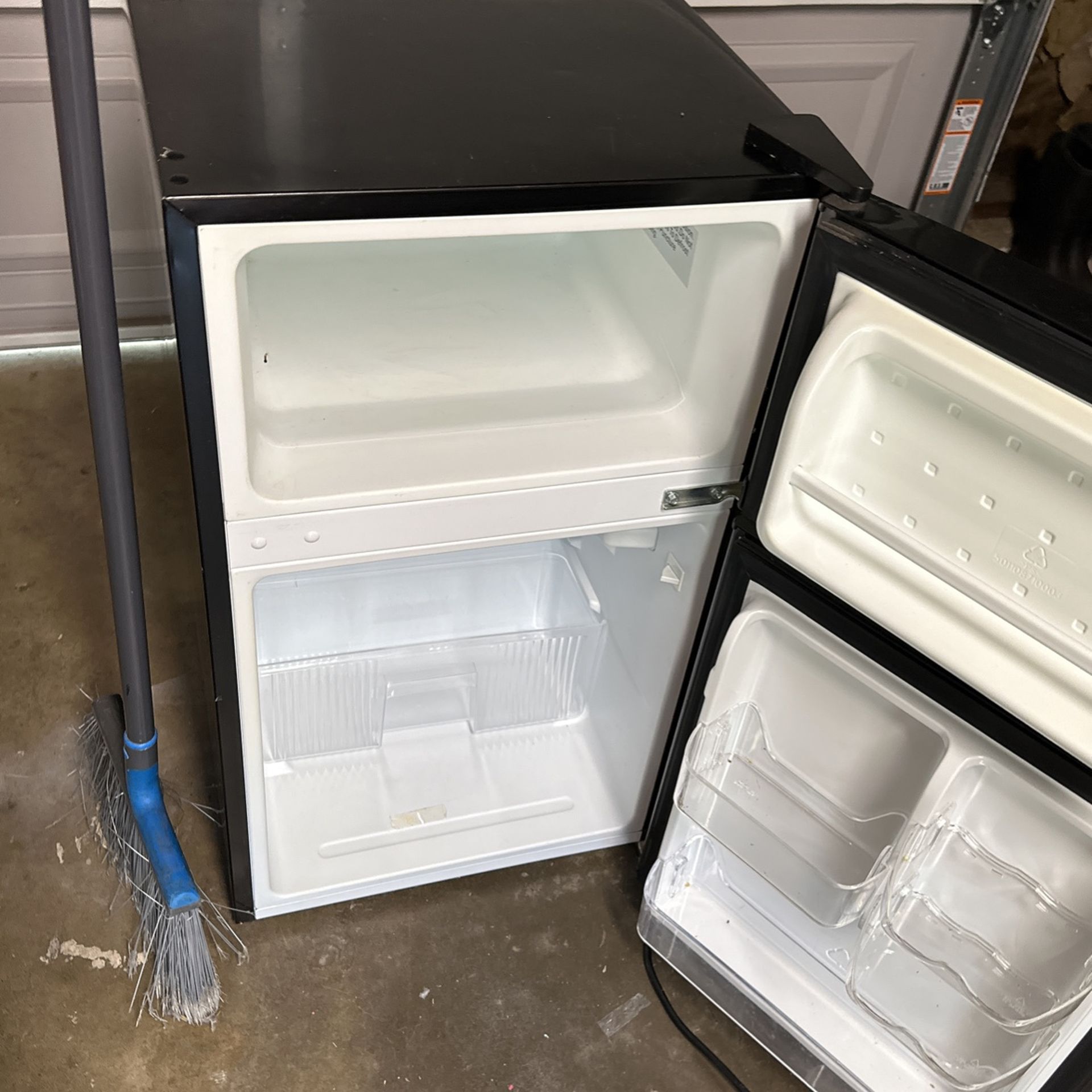 Small Refrigerator for Sale in Sacramento, CA OfferUp