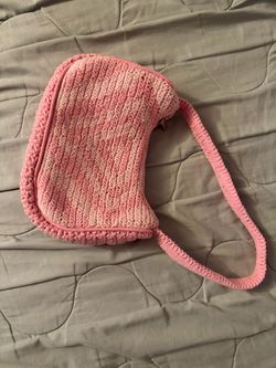 Pink shoulder purse