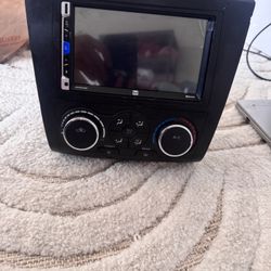 Dual DMCPA70BT 7” Double-DIN CarPlay / Android Auto Radio 