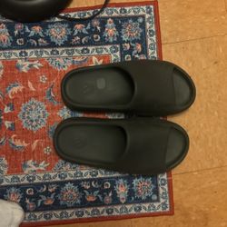onyx yeezy slides