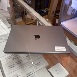 16”MacBook Pro M1 16Gb Ram 512SSD