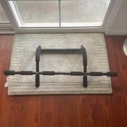 Gold Gym Pull up Bar