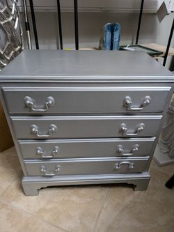 Mini Dresser...Night Stand 5 Drawer Organizer