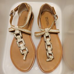 MICHAEL Michael Kors "Darci" Leather Embossed Thong Sandals - Size 9 M !